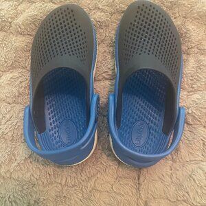 Kids Lite Ride Crocs Blue Size 12